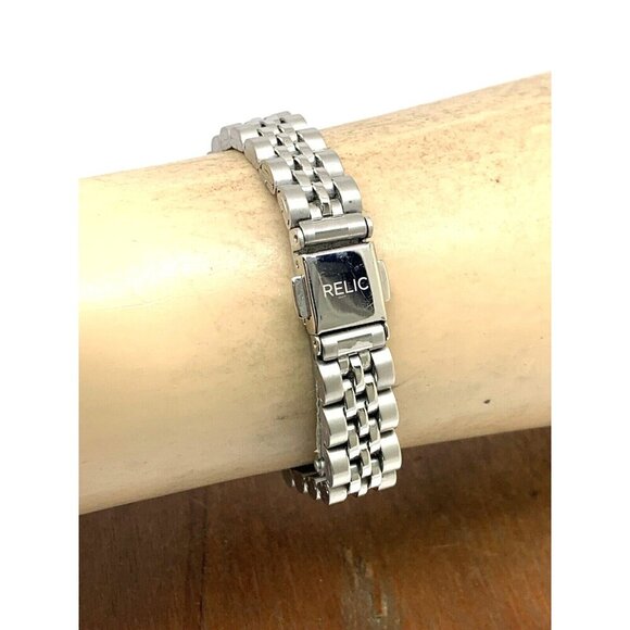 Relic by Fossil Women's Watch ZR12613 Quartz Silver Dial Stainless Steel 26mm - Picture 9 of 13